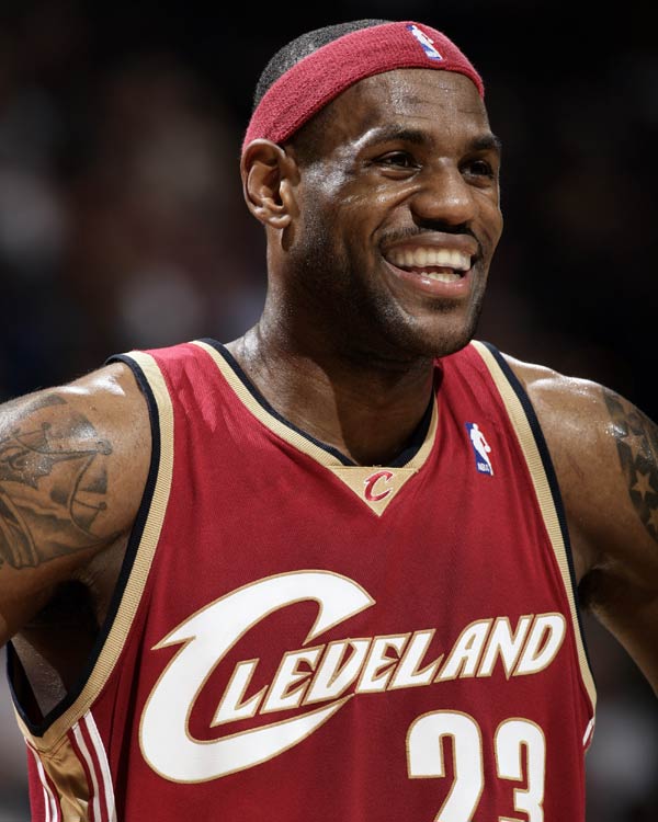 洛夫顿两双古德温高效 上海久事战胜北京控股