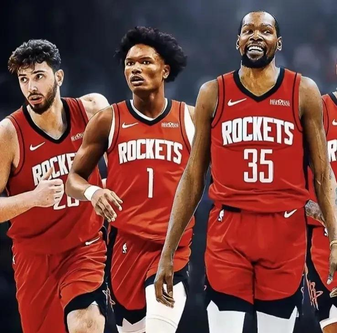 记者：埃斯特旺已抵达伦敦，周一将跟随切尔西训练