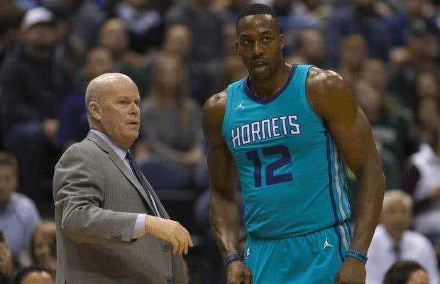 昨天有人把老詹第一节正负值发出来黑[吐舌] 今天发下库里的正式回应一下[打脸／] 搞不明白正负值几时变成看一节了？ 行，回旋镖又一次来得真快[打call／]