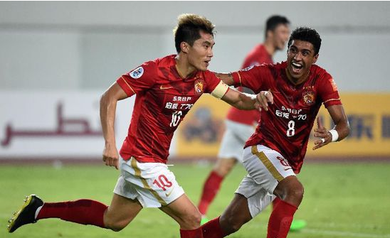 芝加哥小熊在 2023 年底签下明星外野手贝林杰，试图重塑辉煌