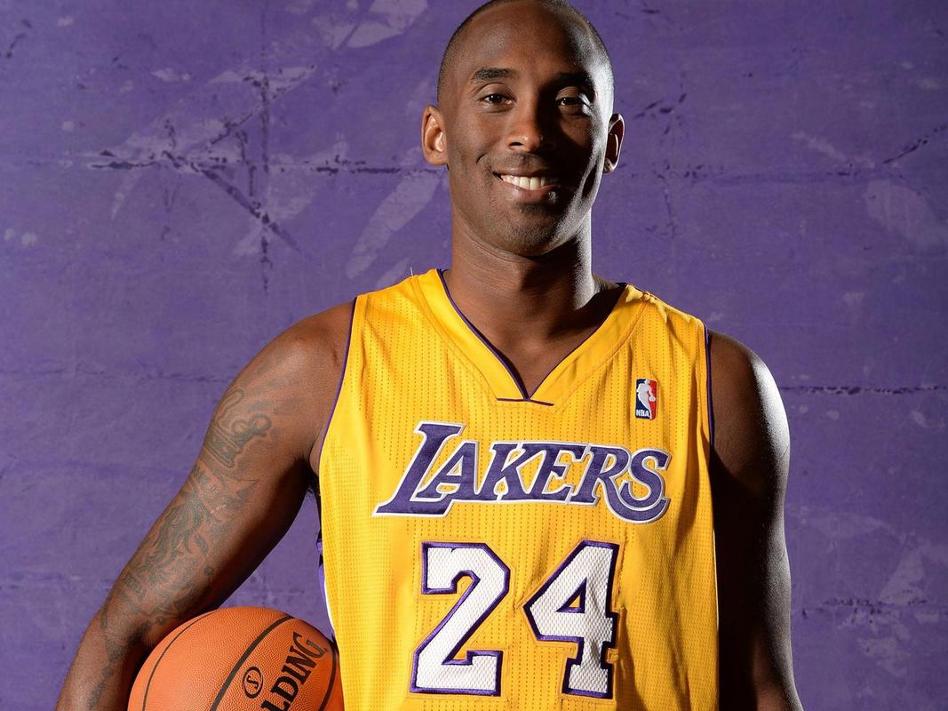 洲际杯半场：德阿拉斯凯塔、桑切斯破门，蓝十字1-1弗拉门戈