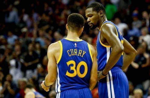 真人归来，街头霸王